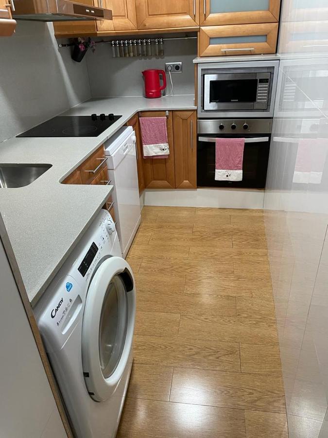 Cozy Flat Apartment ซานต์อาเตรียเดเบซอซ ภายนอก รูปภาพ